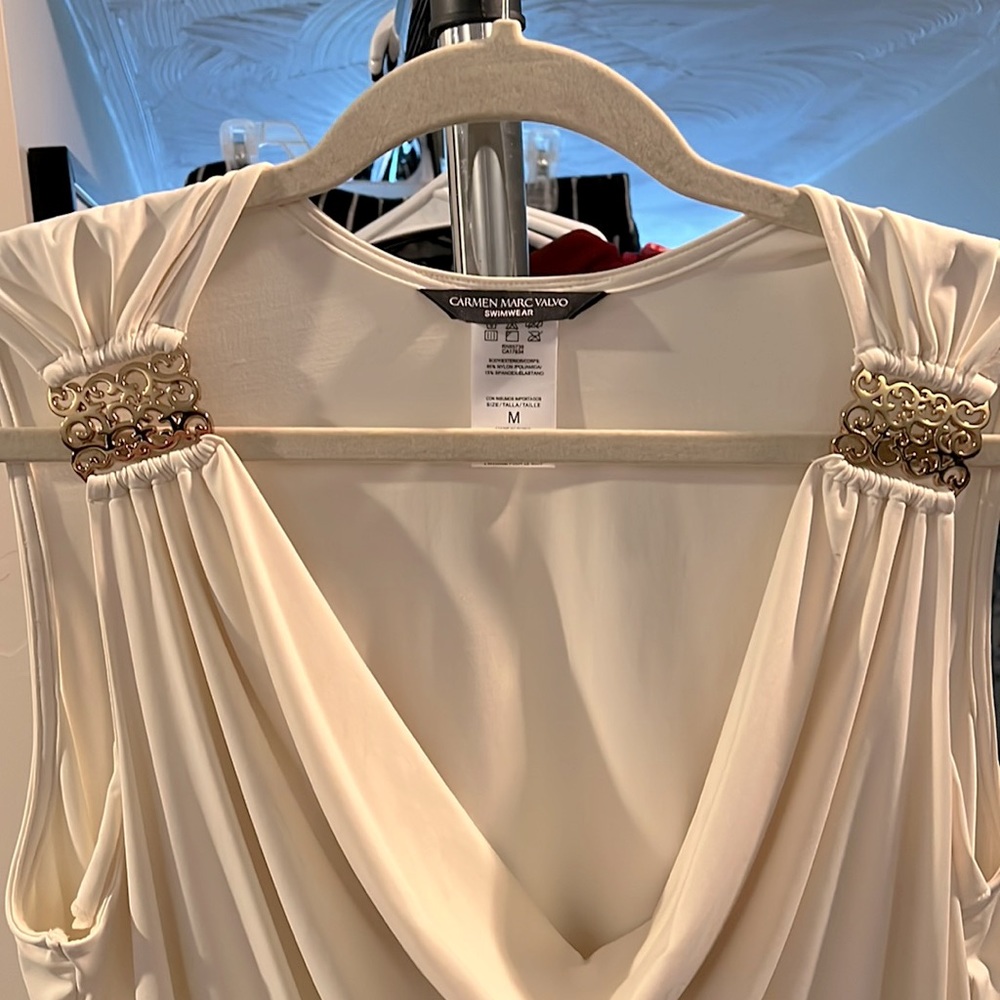 CARMEN MARC VALVO-MALAWI KINGDOM Swimwear Beige Coverup- Silky- LIKE NEW- WOW- M